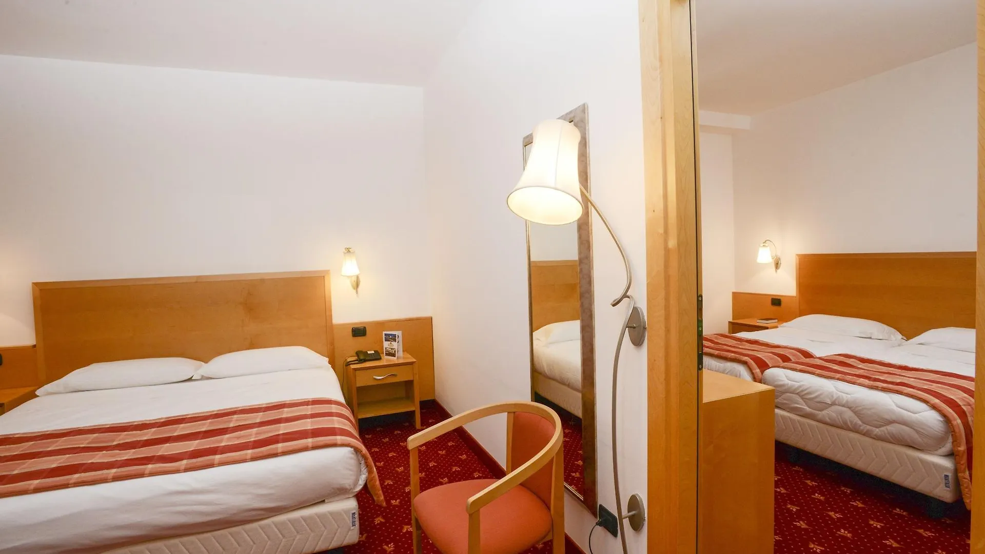 SHG Grand Hotel Milano Malpensa Somma Lombardo 4*,
