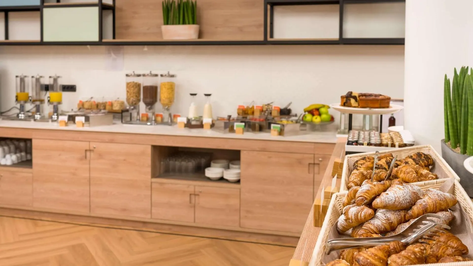 SHG Grand Hotel Milano Malpensa Somma Lombardo 4*,  Italia